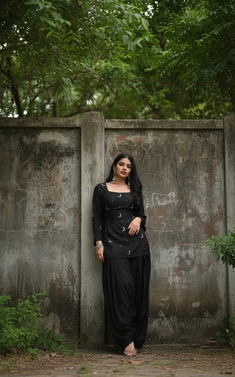 “Midnight Luxe: An Heirloom of Elegance”