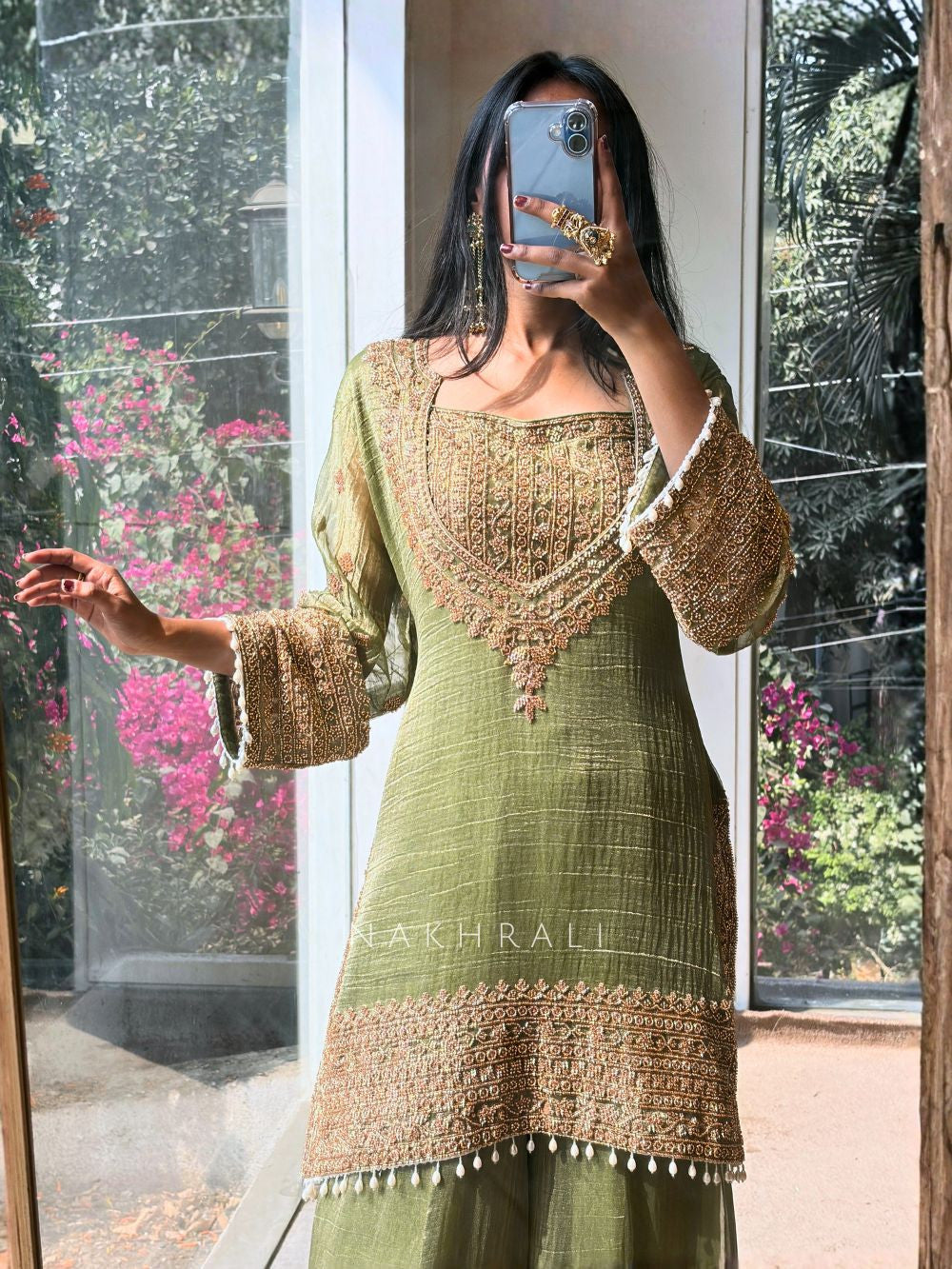 Elegant Embroidered Festive Wear Kurta Set