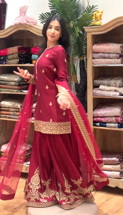 Label Mayra Signature Crimson Royal Set