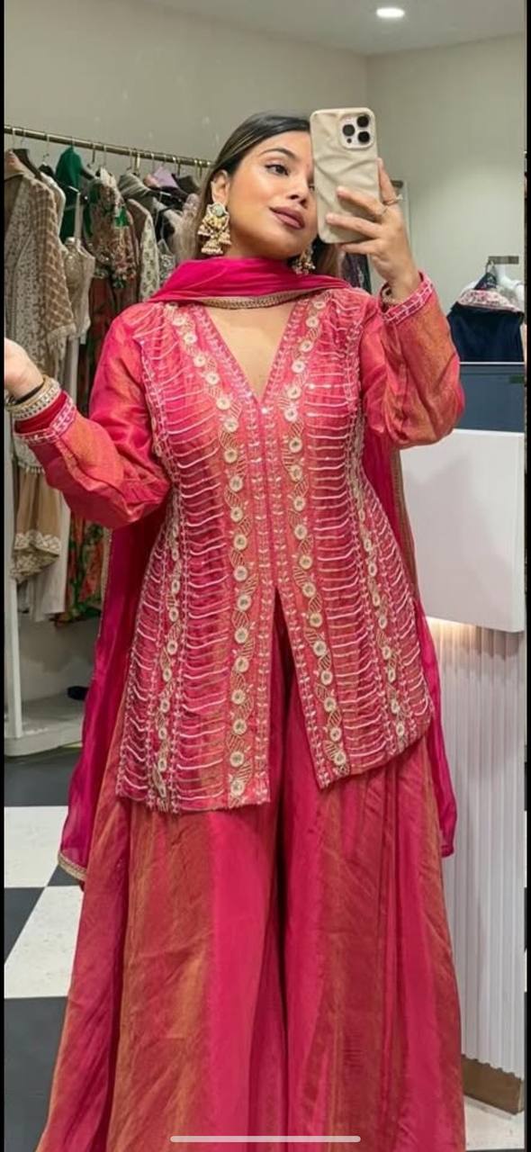 Radiant Moments: A Selfie in Luxe Hues