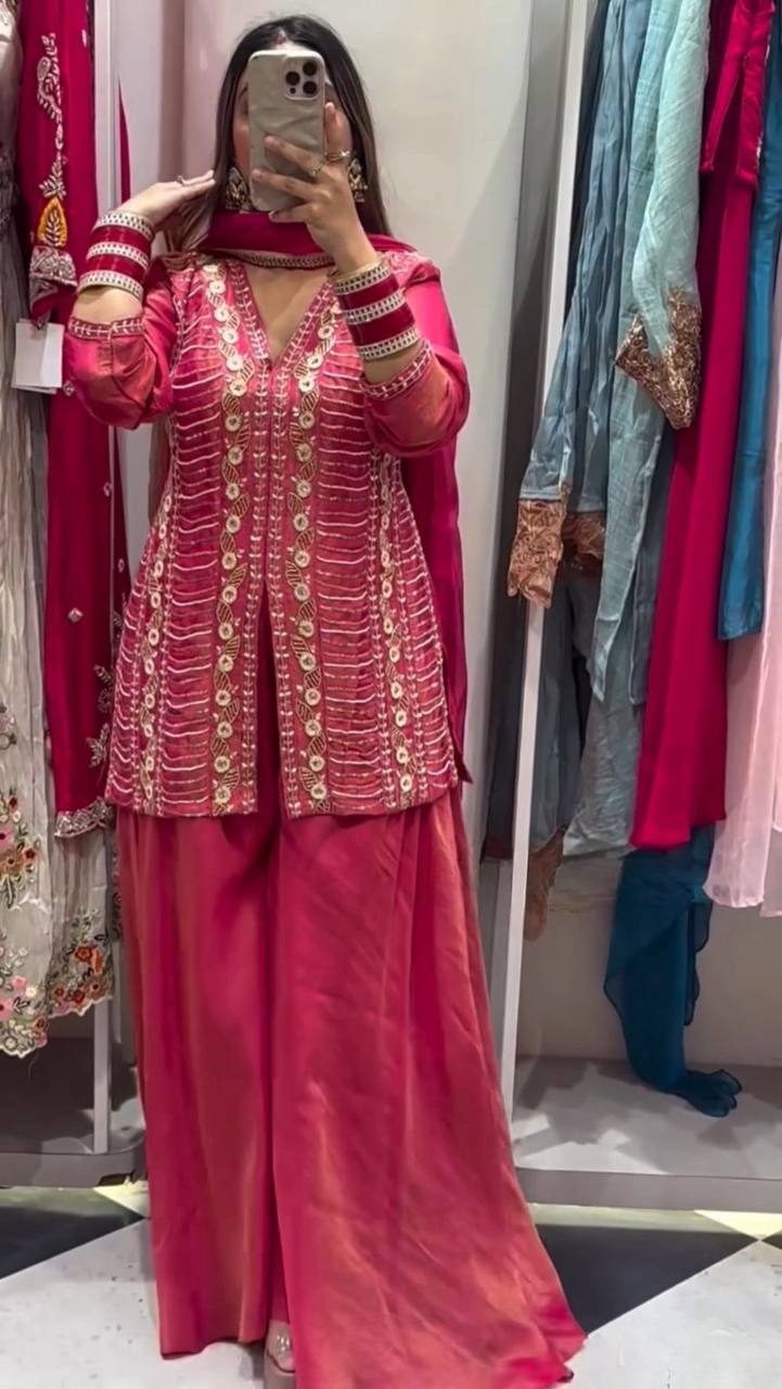 Radiant Moments: A Selfie in Luxe Hues
